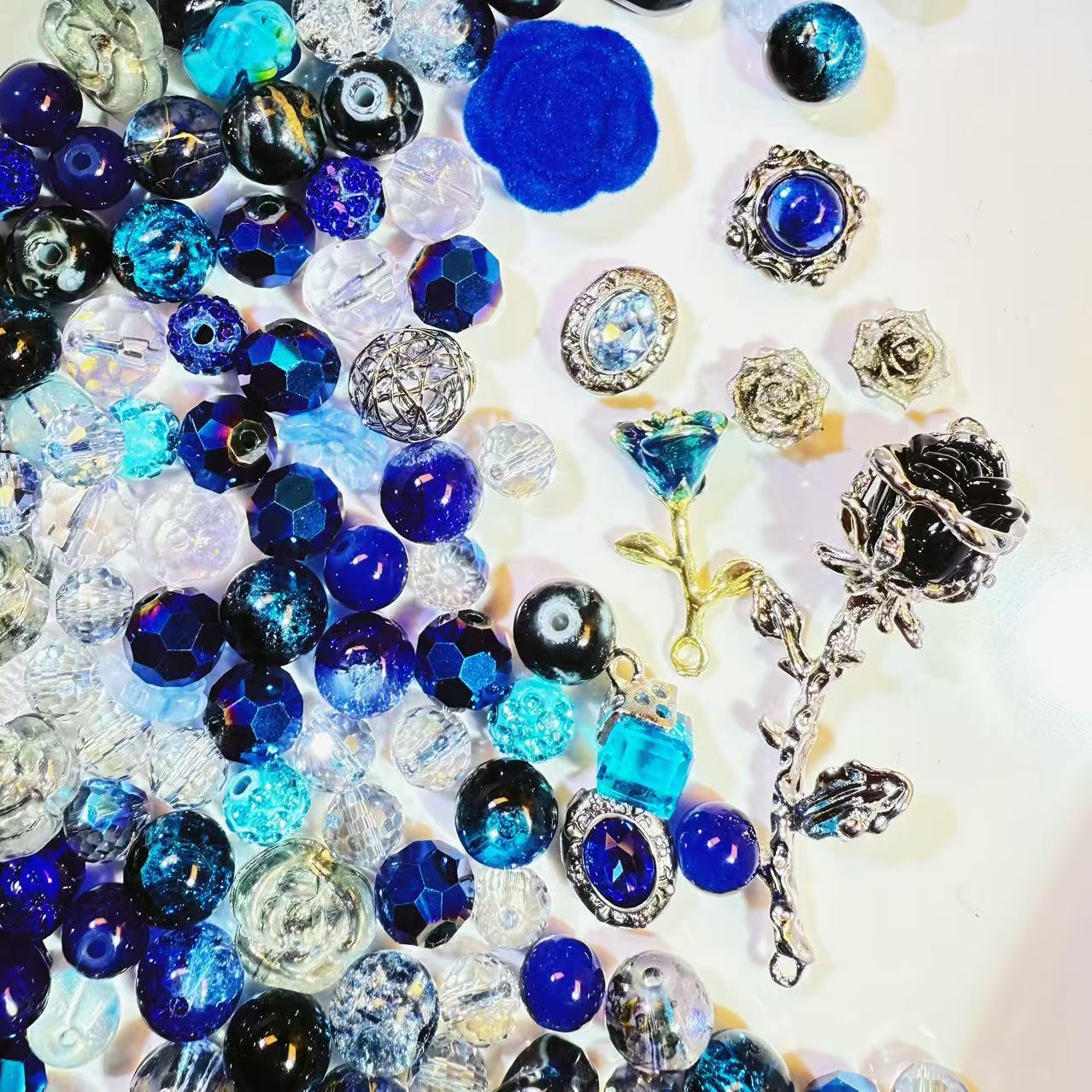 Live Product- Midnight Rose Mix