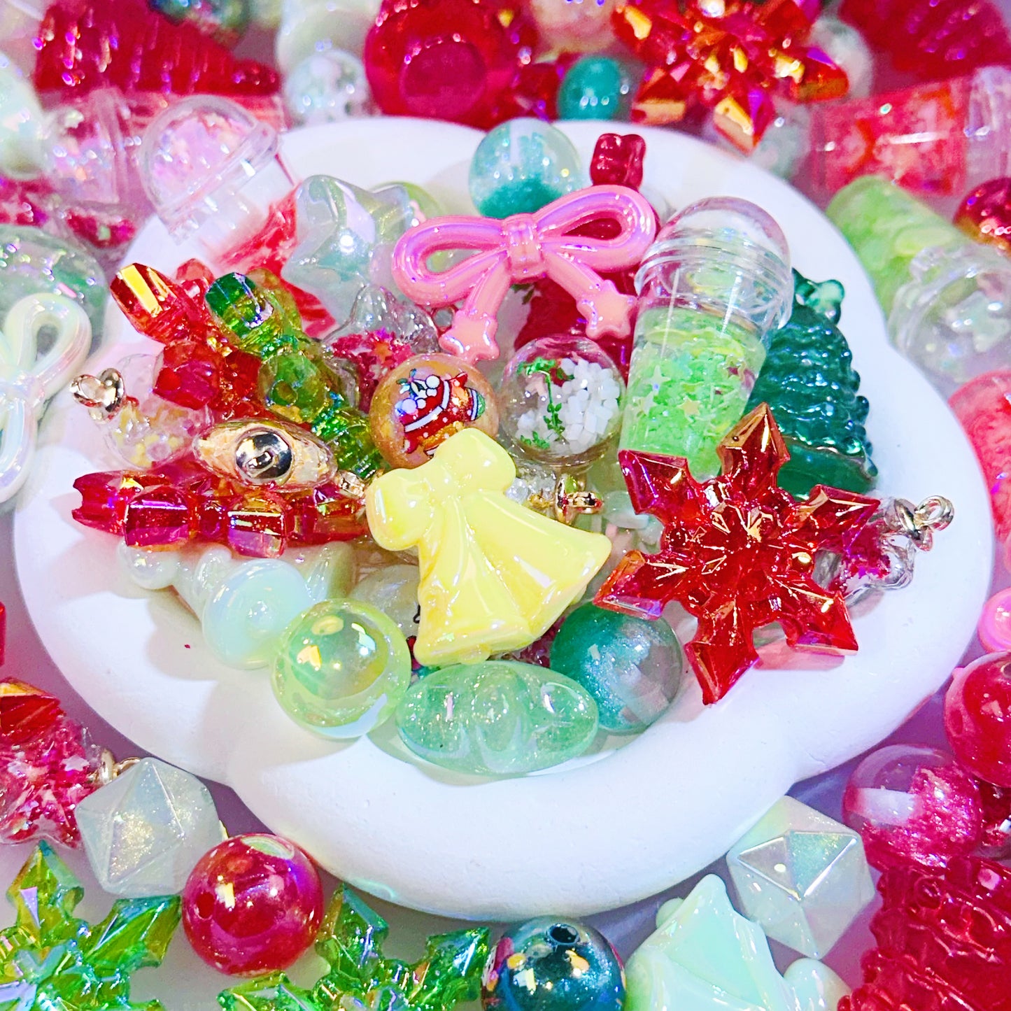 【Key Chain/Car Hanger/Pen】Live Product-Glowing Christmas Mix