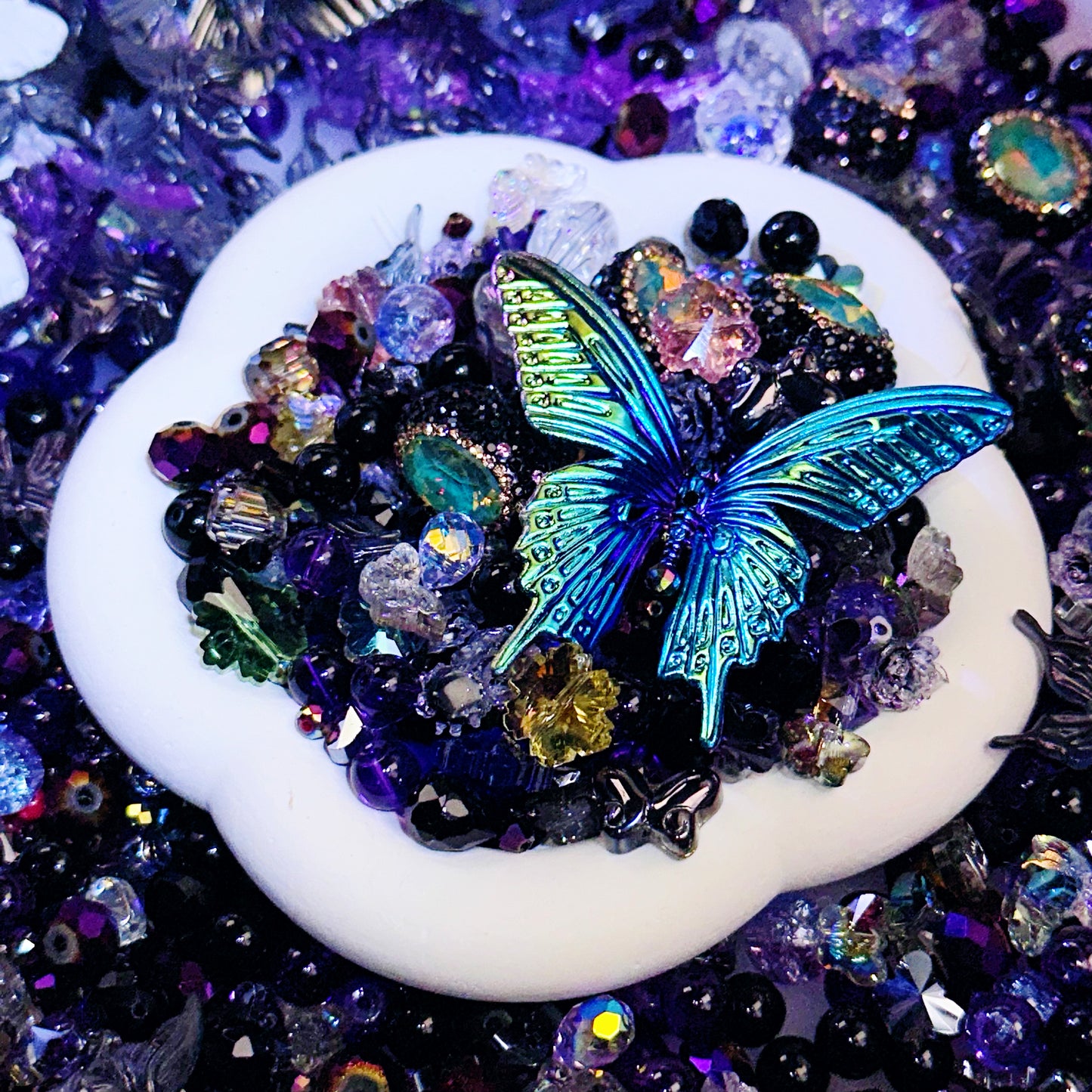 Live Product- Shadow Wing Mix