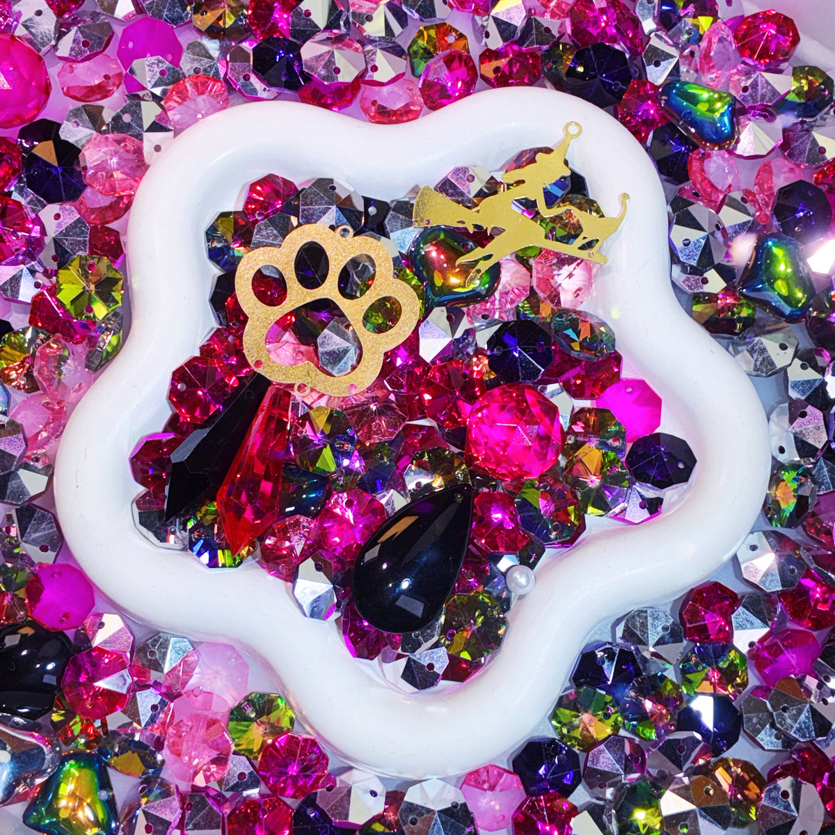 【For Sun Catcher 】Live Product- Fushia Spooky Sun Catcher Mix