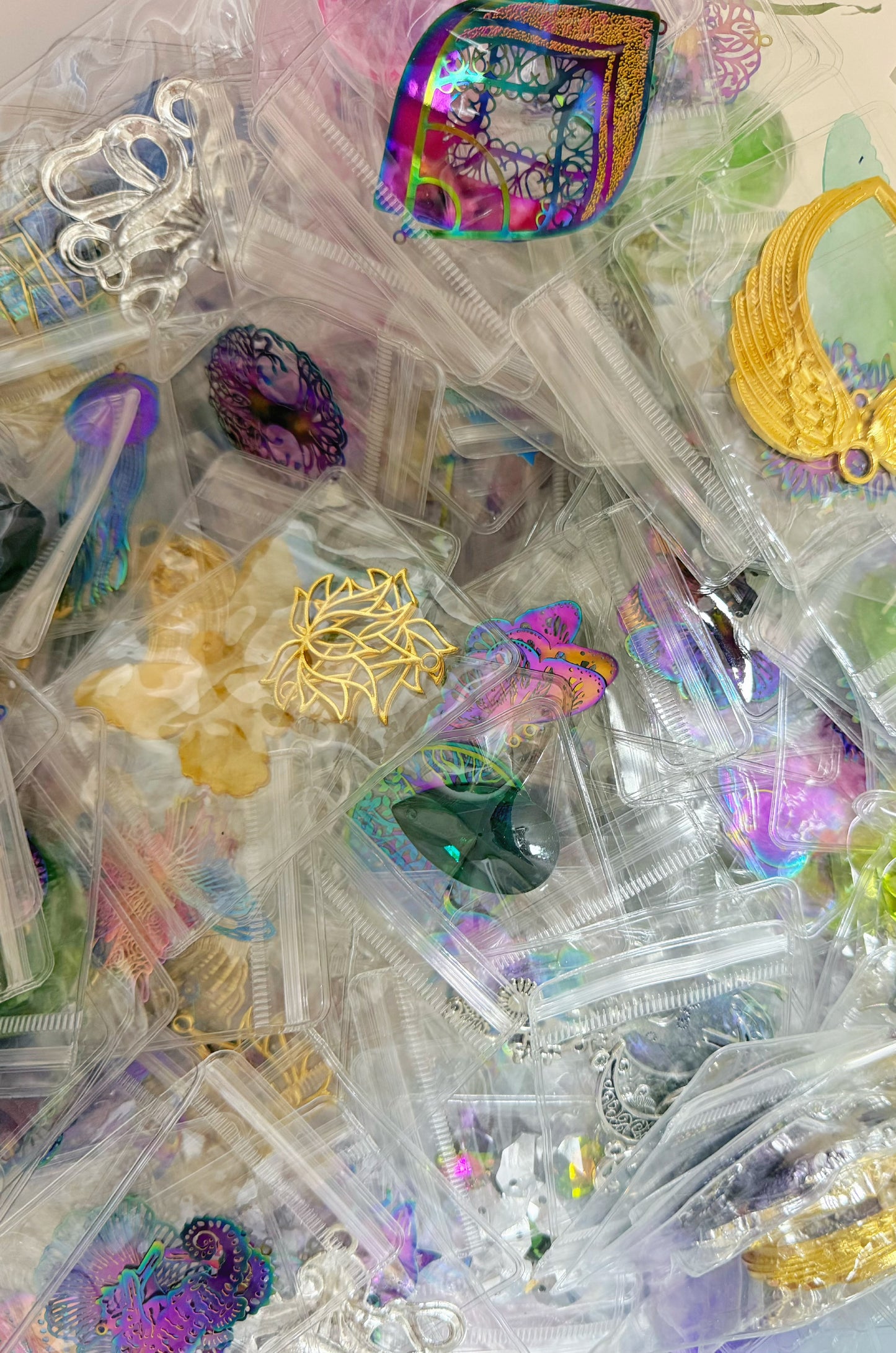 【Blind Bag】Live Product- Sun Catcher Charm Blind Bag