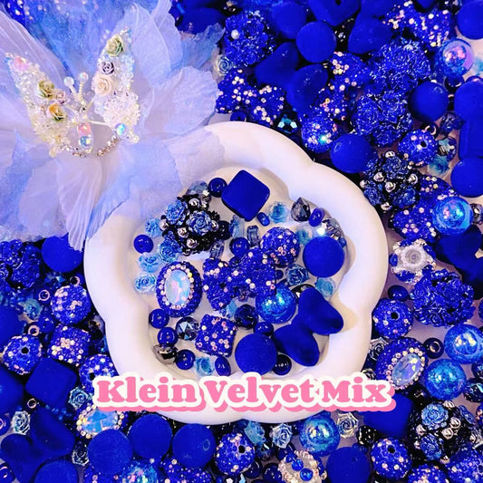 Live Product-Klein Velvet Mix