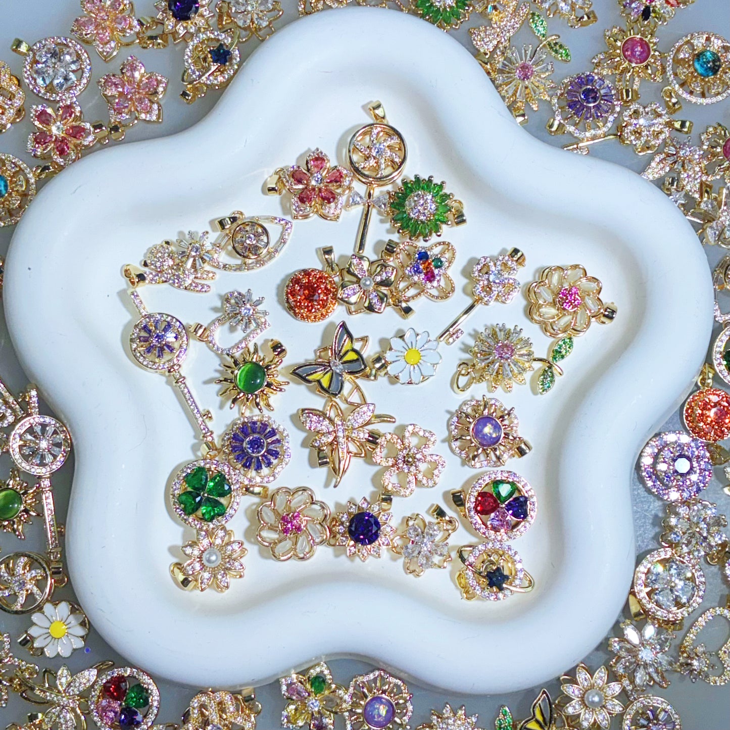 【Jewelry】Live Product- Spinning Pendant Mix