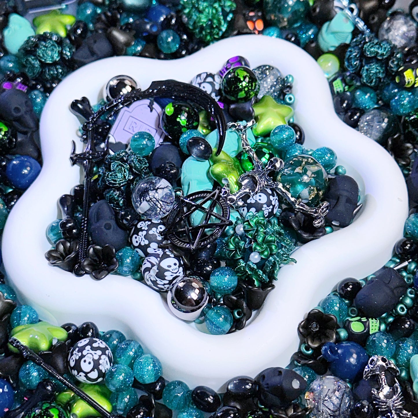 【NEW】【Key Chain/Jewelry】Live Product- Hades Mix