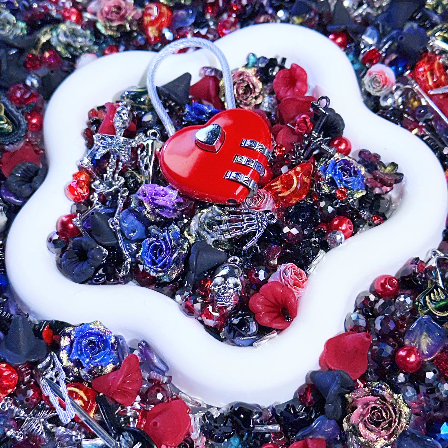 【NEW】【Key Chain/Car Hanger】Live Product- Gothic Graveyard Mix