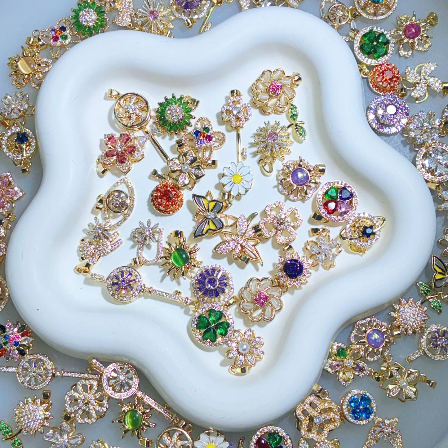 【Jewelry】Live Product- Spinning Pendant Mix