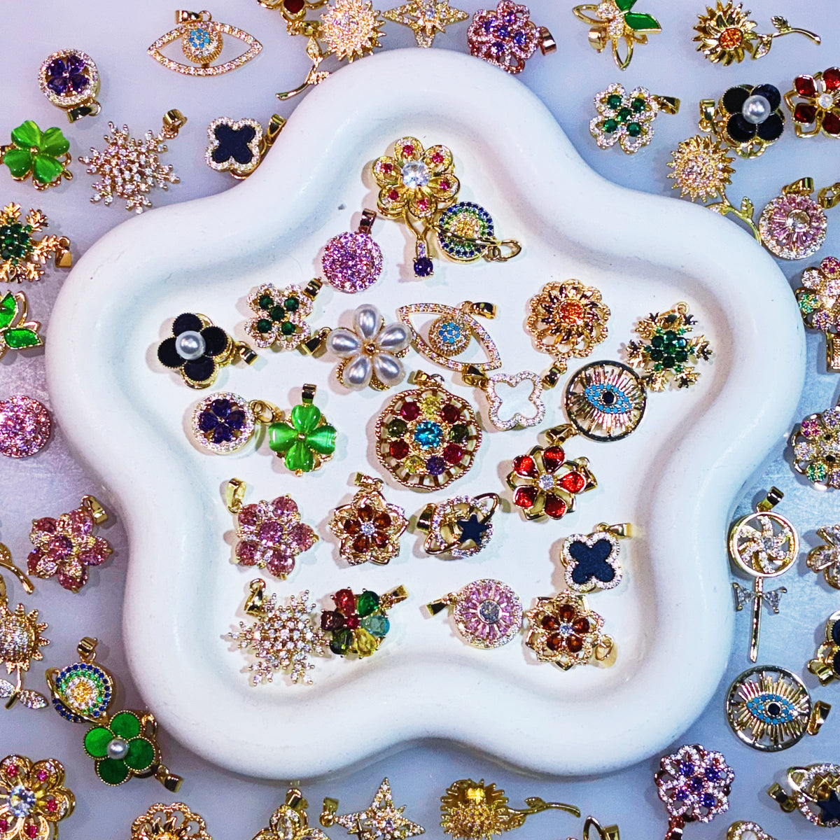 【Jewelry】Live Product- Gold Spinning Pendant Mix